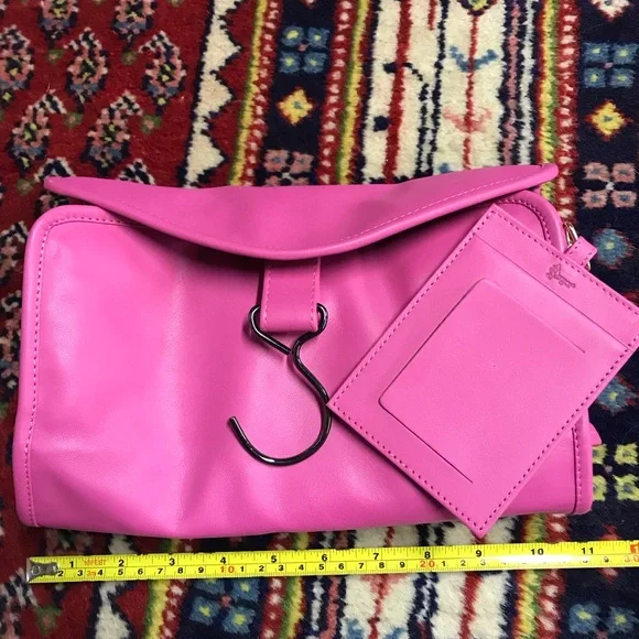 Royce Leather travel tag & toiletry bag